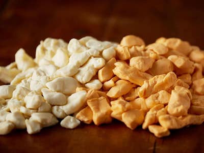 The Science Behind the Squeak: Why Fresh Cheese Curds Squeak